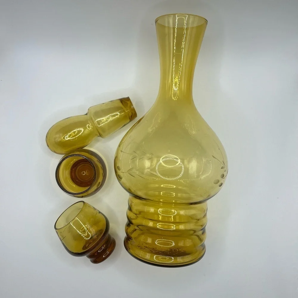 Vintage Mid-Century Etched Elegant Amber Glass Petite Decanter/Glass Set